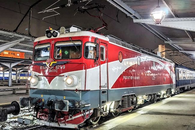 Un clujean cere demisia liderilor CFR daca nu rezolva o problema minora Sa curete toaleta sau sa curete latrina Petitia care se adreseaza direct CFR ului