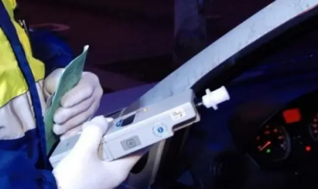 Un sofer a fost prins beat pe drumurile din Cluj Avea o alcoolemie extrem de ridicata la volan