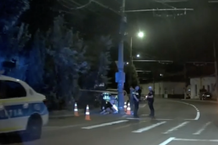 VIDEO Tragedie: Un tânăr a fost găsit mort pe o stradă din Cluj-Napoca. Medicii au încercat fără succes să-l resusciteze. Nu au mai putut face nimic!