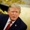 Vor exista consecinte majore Donald Trump avertizeaza cu sanciuni economice pentru tarile care sustin Iranul