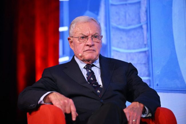 Zelenski si Keith Kellogg au vorbit despre protejarea civililor si a infrastructurii ucrainene in fata atacurilor rusesti