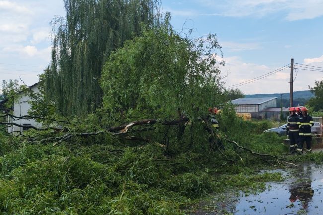 canicule intensa dar si furtuni in cea mai mare parte a tarii care sunt zonele afectate