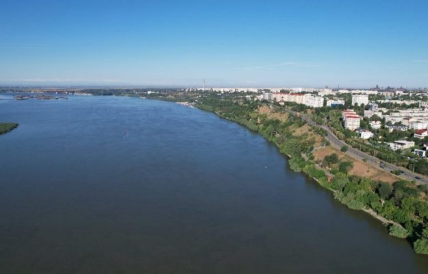 controverse privind modernizarea falezei dunarii din galati pact pentru galati ii invita pe cetateni la o dezbatere publica spontana