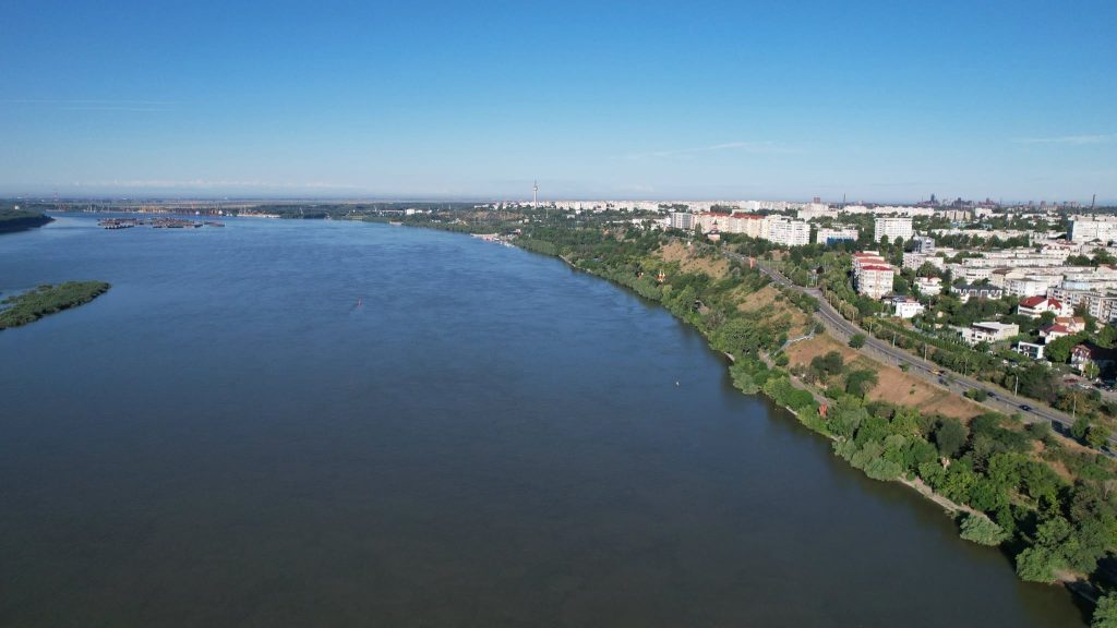 controverse privind modernizarea falezei dunarii din galati pact pentru galati ii invita pe cetateni la o dezbatere publica spontana