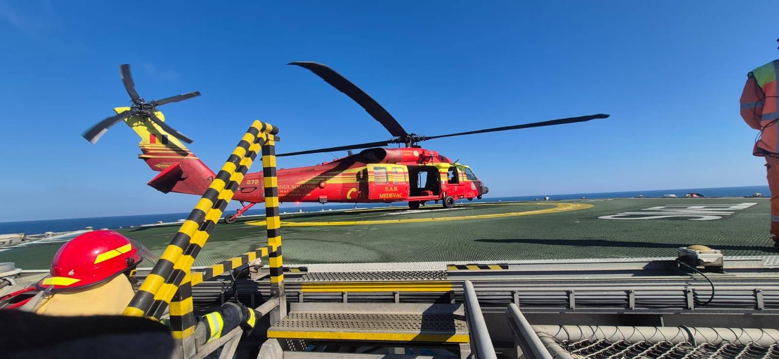 incident in zona neptun deep o persoana salvata cu un elicopter black hawk