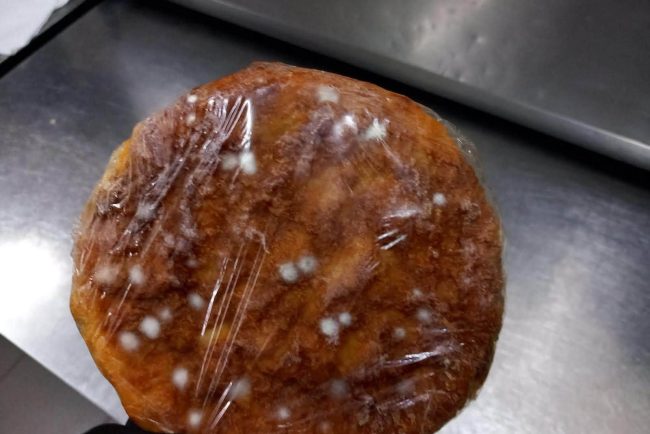 nereguli grave in magazine si restaurante alimente expirate frigidere murdare si produse fara etichete