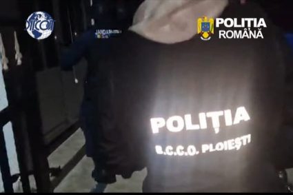 Soldat român, acuzat de viol și pornografie infantilă. Victimele aveau vârste cuprinse între 12 și 14 ani.