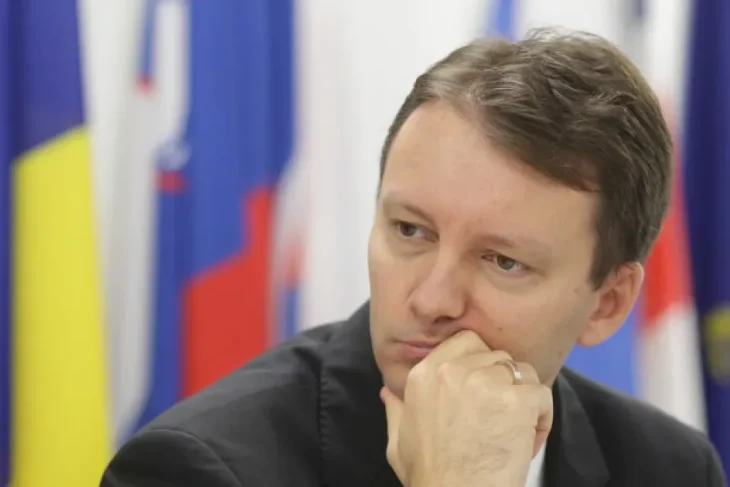 Asociația Italienilor solicită anularea decretului ce îl vizează pe Siegfried Mureșan