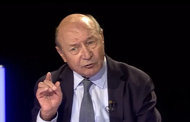 Băsescu critică strategia PNL la CCR: „Dizolvarea Parlamentului e un atribut...”