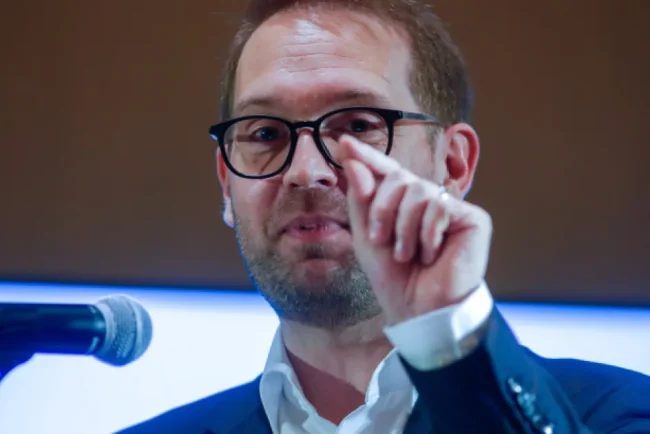 Comisia de la Veneția, despre legalitatea amendamentului ce l-a lăsat pe Fritz fără mandat