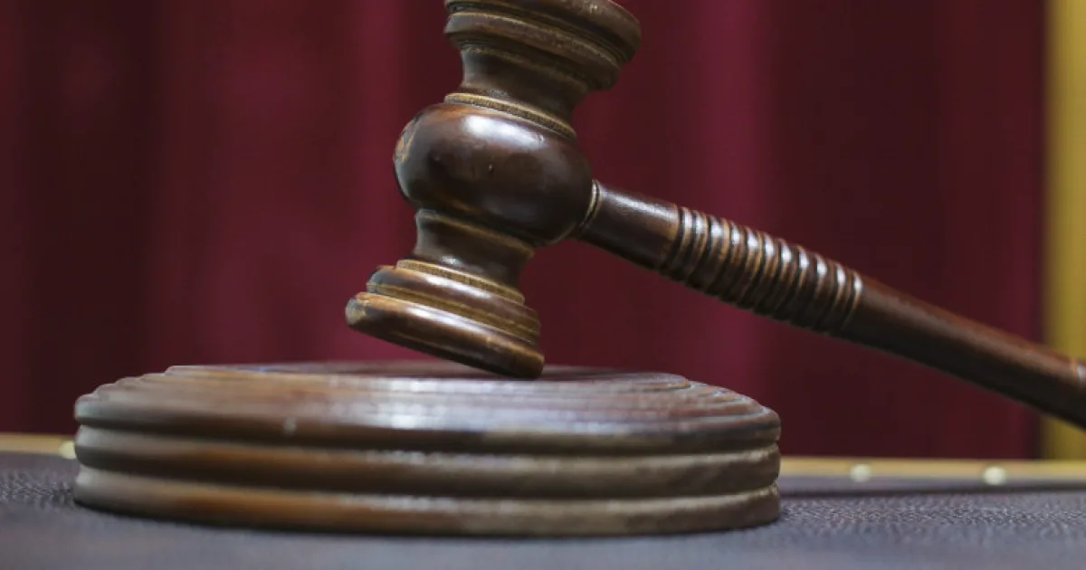 Femeie din Galați, obligată să plătească daune unui salon pentru recenzii negative