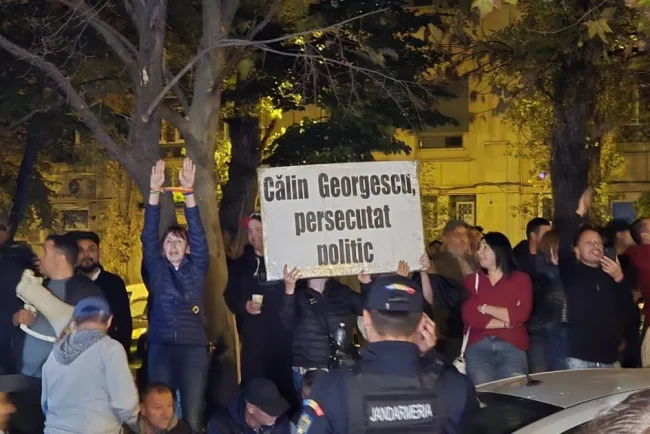 Mamă, plecată să-l susțină pe Călin Georgescu, și-a abandonat copilul bolnav acasă