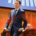 Parlamentul respinge propunerea de premier. România în criză politică