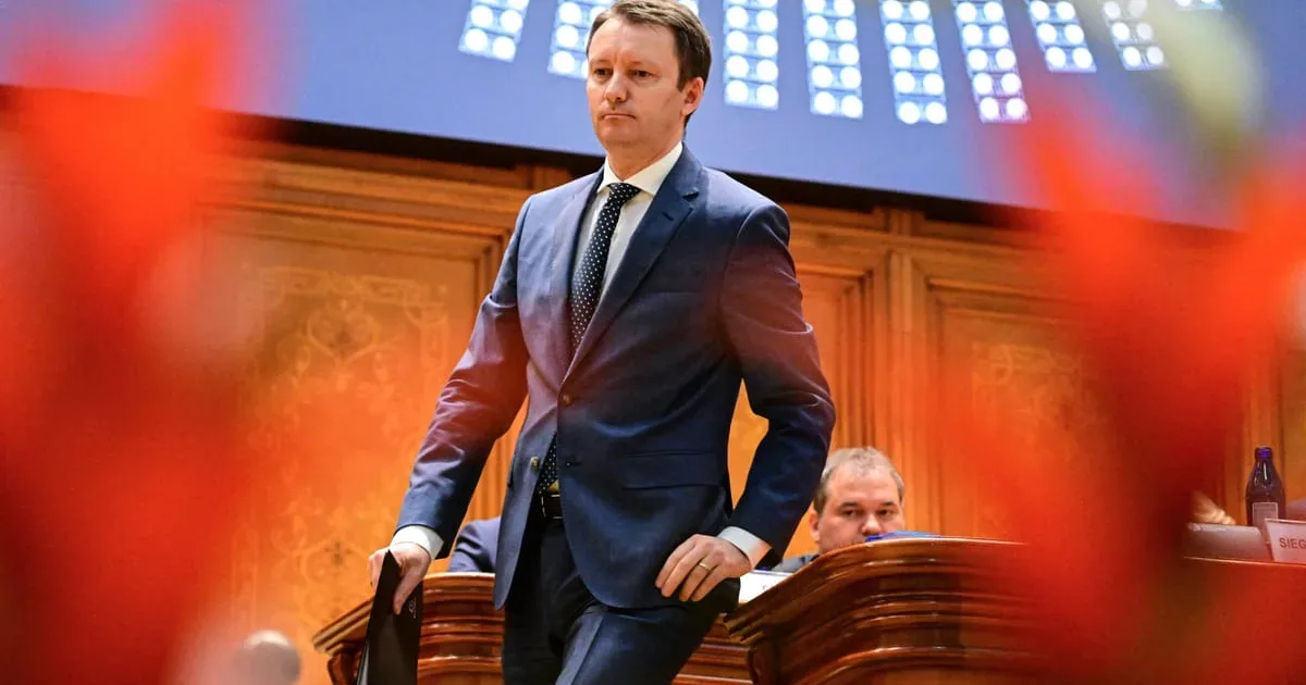 Parlamentul respinge propunerea de premier. România în criză politică