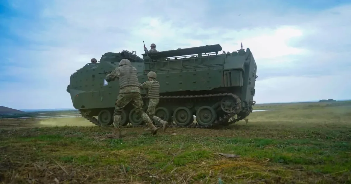 România comandă 65 de amfibii de asalt AAV-7 din SUA