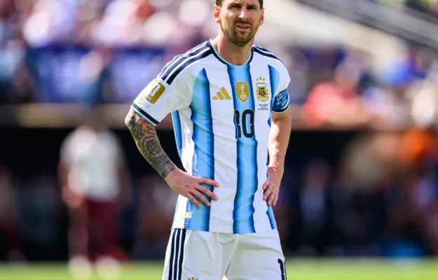 Scaloni păstrează numărul 10 pentru Messi până la retragere. Noul căpitan al Argentinei