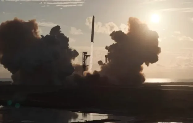 Starship ajunge pe orbită după probleme la un motor. Prima misiune orbitală SpaceX