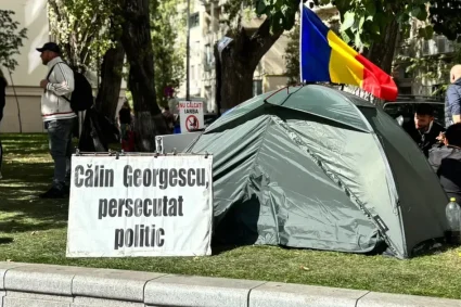 Amenzi în masă la protestul de la sediul Arestului Central