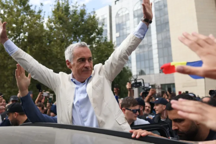 Călin Georgescu, în celulă cu trei bărbați, refuză mâncarea. Ce urmează în anchetă